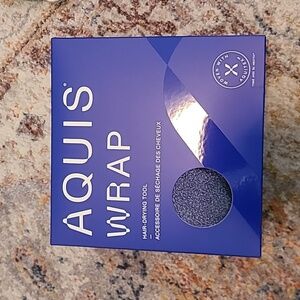 Aquis Wrap